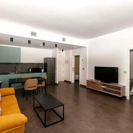 아파트호텔 Barocco Apartment Gran Via -Sin Cocina- 3*